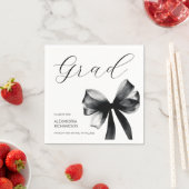 Simple Black and White Cute Bow Graduation Party Serviette (Beispiel)
