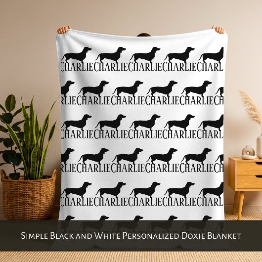 Simple Black and White Personalized Doxie Blanket Fleecedecke