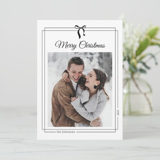 Simple Black Bow Minimalistisch Foto Weihnachten (Stehend Vorderseite)