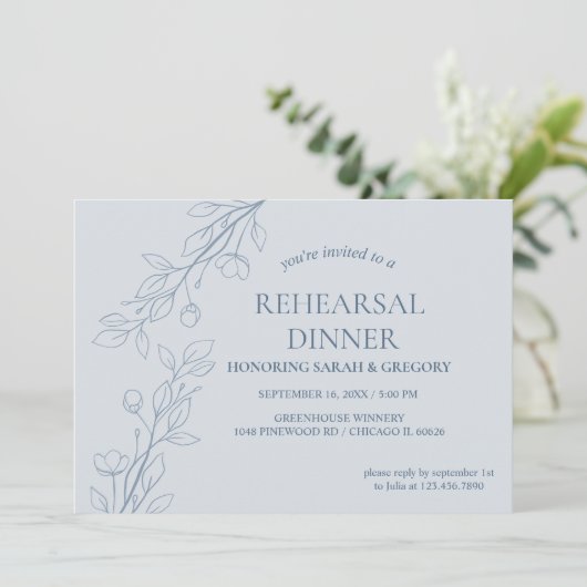 Simple Boho Floral Dusty Blue Probe Dinner Einladung (Stehend Vorderseite)