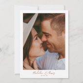 Simple Boho Terracotta Foto Wedding Einladung (Rückseite)