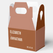 Simple Boho Terracotta Typografy Wedding Geschenkschachtel (Geöffnet)