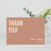 Simple Boho Typografie Wedding Dankeschön-Karte Dankeskarte (Stehend Vorderseite)