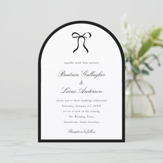 Simple Bow Classic Wedding Einladung (Stehend Vorderseite)