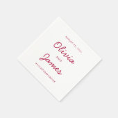 Simple Burgundy Red Marsala Script Wedding Hashtag Serviette (Ecke)