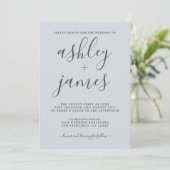 Simple Chic Calligraphy Pastel Blue Wedding Einladung (Stehend Vorderseite)