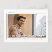 Simple Chic Typografy Script Foto Graduate Ankündigungspostkarte (Vorderseite)