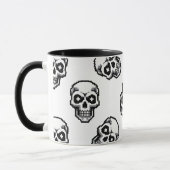 Simple Classic White Pixelated Skull Pattern Tasse (Links)