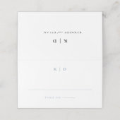 Simple Dusty Blue Elegant Wedding Monogram Platzkarte (Außenseite Aufgefaltet)