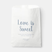 Simple Dusty Blue Liebe ist Sweet Script Wedding Geschenktütchen (Vorderseite)