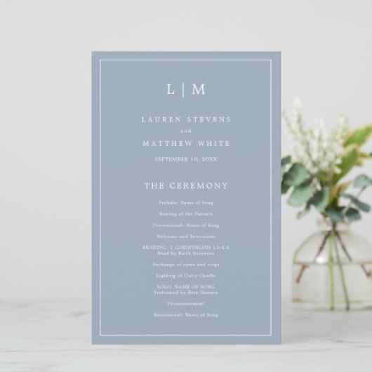 Simple Dusty Blue Monogram Elegant Wedding Program (Stehend Vorderseite)