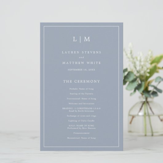 Simple Dusty Blue Monogram Elegant Wedding Program (Stehend Vorderseite)
