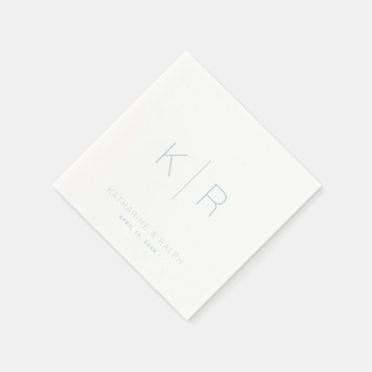 Simple Dusty Blue Monogram White Wedding Napkins Serviette (Ecke)