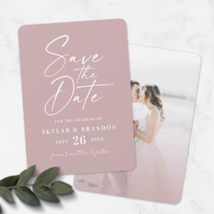 Simple Dusty Mauve Pink mit Script-Foto Hochzeit Save The Date