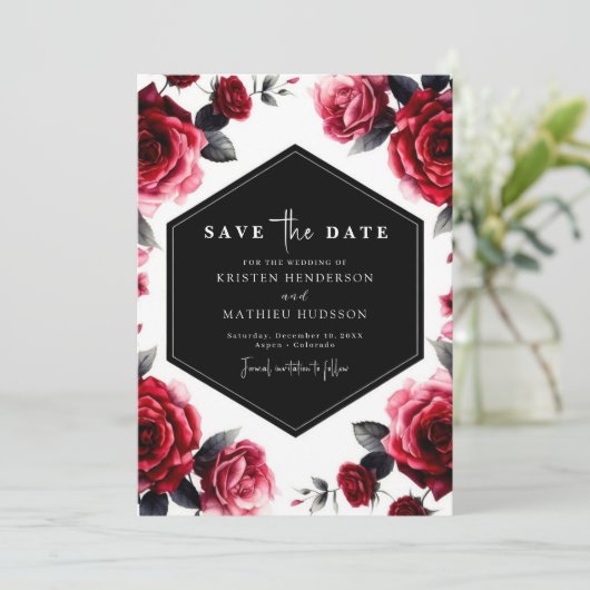 Simple Elegance Crimson Red Wedding Save The Date (Stehend Vorderseite)