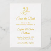 Simple Elegant 50th Wedding Anniversary Gold Heart Folieneinladung (Vorderseite)