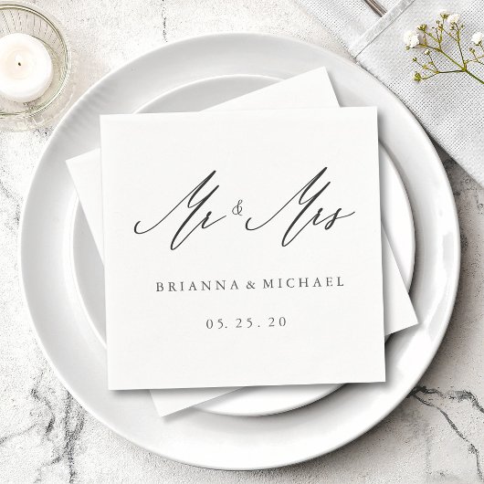 Simple Elegant Calligraphy Mr. und Mrs. Wedding Serviette