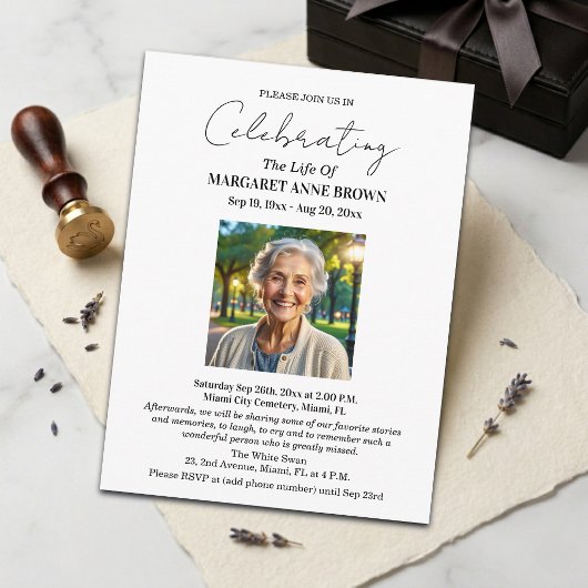 Simple Elegant Celebration Of Life Photo  Postkarte