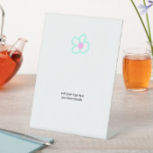 Simple elegant custom logo here company sockelschild (In Situ)