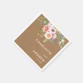 Simple, elegant eucalyptus, flowers  serviette (Ecke)