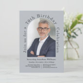 Simple Foto Arch 70. Geburtstagsparty Einladung (Stehend Vorderseite)