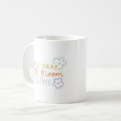 Simple Gentle Reminder Pastel Doodle Flower Peace Kaffeetasse (Vorderseite Links)
