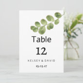 Simple green gold eucalyptus leaves Table Numbers Einladung (Stehend Vorderseite)