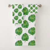 Simple Green Monstera Leaf Pattern on White Badhandtuch Set (Insitu)
