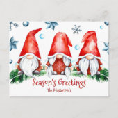 Simple Holiday Season Gnomes Weihnachtsgrüße Postkarte (Vorderseite)