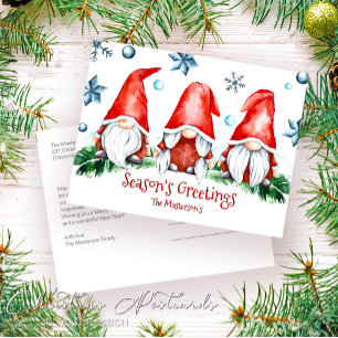 Simple Holiday Season Gnomes Weihnachtsgrüße Postkarte