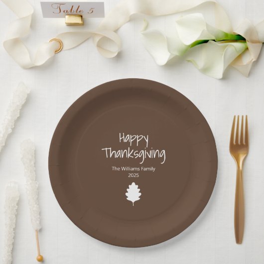 Simple Leaf Modern Autumn Family Thanksgiving Pappteller (Hochzeit)