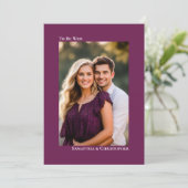 Simple Magenta Plum Vertical Foto Wedding Einladung (Stehend Vorderseite)