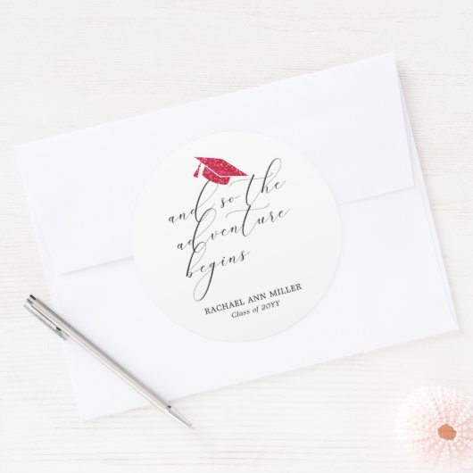 Simple Minimalist Script Adventure Begins Red Hat  Runder Aufkleber (Umschlag)