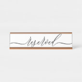Simple Minimalist Script Table Reserved Schreibtischnamensplakette (Vorderseite )