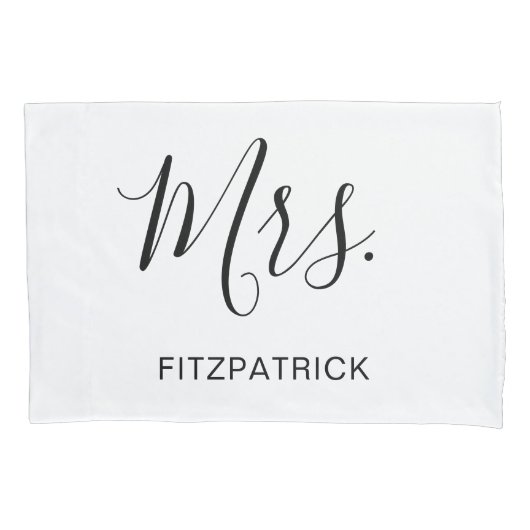 Simple Modern Mrs Bride Newlywed Elegant Wedding Kissenbezug (Vorderseite)