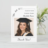 Simple modern photo Graduate She did it Dankeskarte (Stehend Vorderseite)