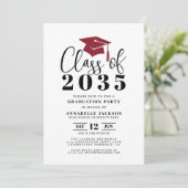 Simple Modern Red Graduation Party Einladung (Stehend Vorderseite)