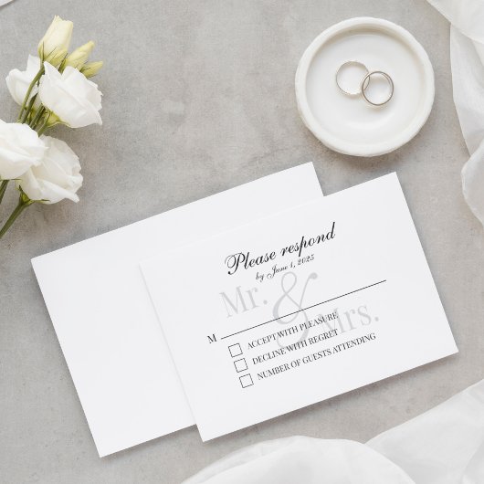 Simple Modern Scripty Mr. & Mrs. RSVP Card Mitteilungskarte
