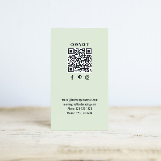 Simple Monogram QR Code Green | Connect with Me Visitenkarte