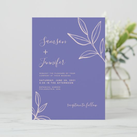 Simple Periwinkle Blue Calligraphy Foto Wedding Einladung (Stehend Vorderseite)
