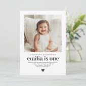 Simple Photo 1st Birthday Girl Invitation Einladung (Stehend Vorderseite)