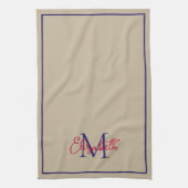 Simple Preppy Khaki Tan Deep Blue und Red Monogram Geschirrtuch (Vertikal)
