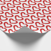 Simple Red Heart Valentine Modern Geschenkpapier (Ecke)