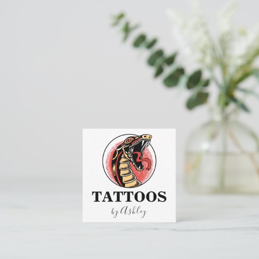 Simple Red Snake Modern Tattoo Artist Social Media Quadratische Visitenkarte (Stehend Vorderseite)