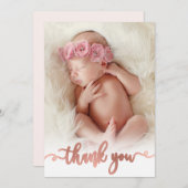 Simple Rose Gold Script Baby Foto Vielen Dank Dankeskarte (Vorne/Hinten)