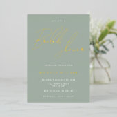 Simple Sage Green Elegante Script-Brautparty Folieneinladung (Stehend vorne)