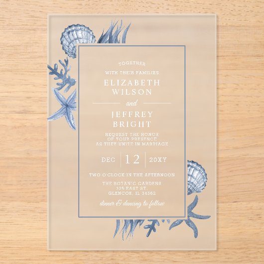 Simple Sandy Seashells Beach Wedding Acryleinladungen (Vorderseite)