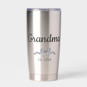 Simple Script Bow Grandma Est. Year Thermobecher (Rückseite)