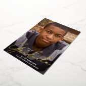 Simple Script Gold Foil Foto Graduation Party Folieneinladung (Gedreht)