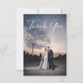 Simple Script Modern Wedding Photo Dankeskarte (Vorderseite)